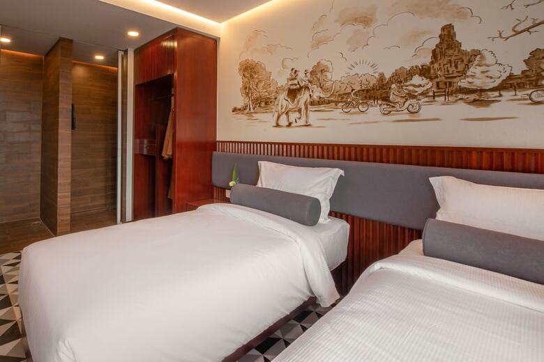 The Twizt Hotel