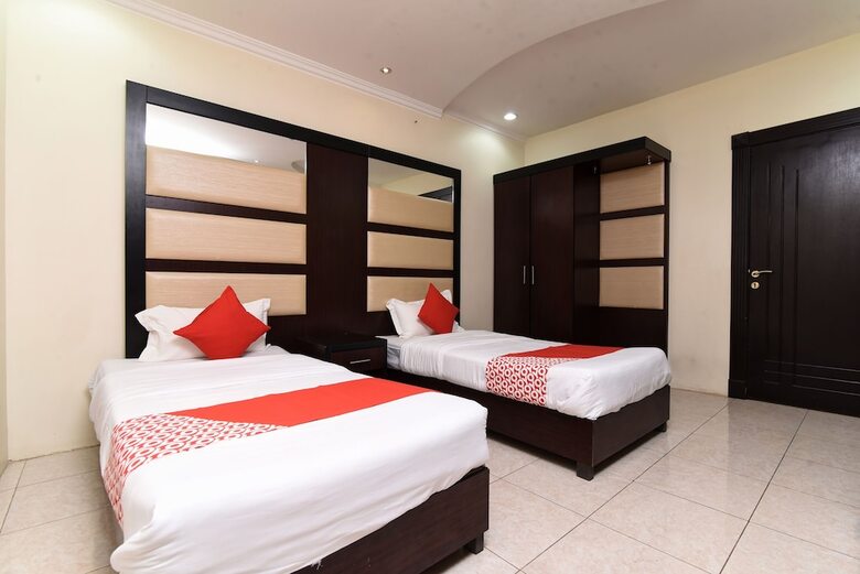 Hotel Oyo 360 Rahati Branch 1