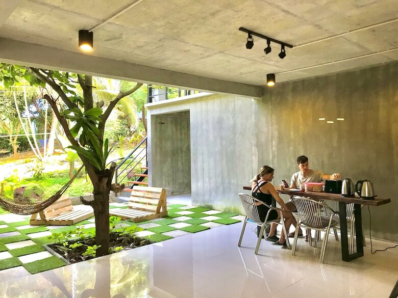 Hostal Live In Leaf Kohtao - Hostel