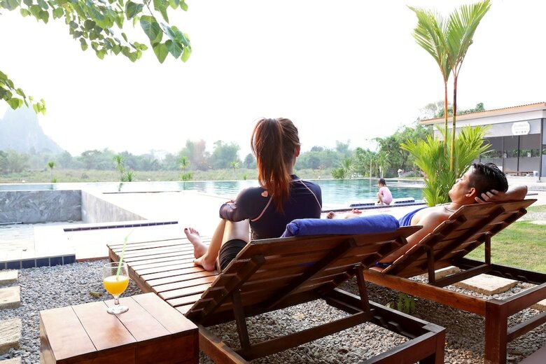 Lisha Grand Hotel
