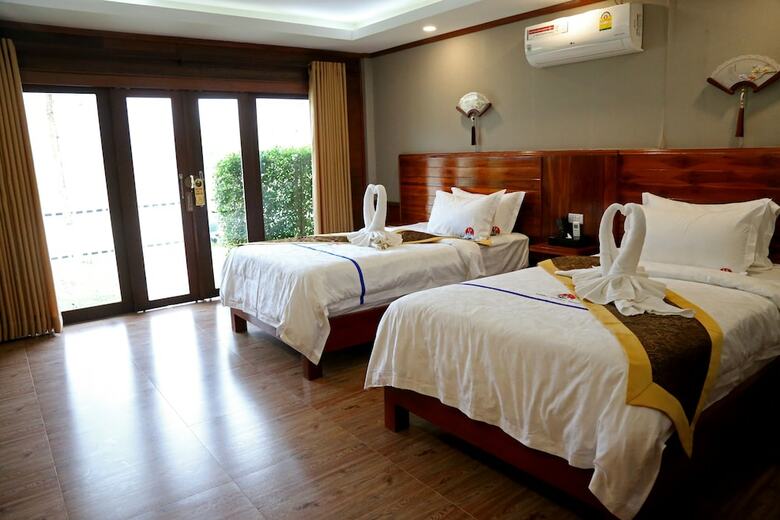 Lisha Grand Hotel