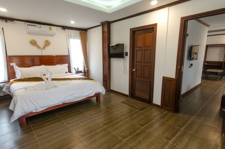 Lisha Grand Hotel