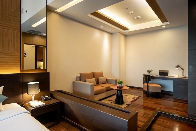Jasmine Resort Hotel