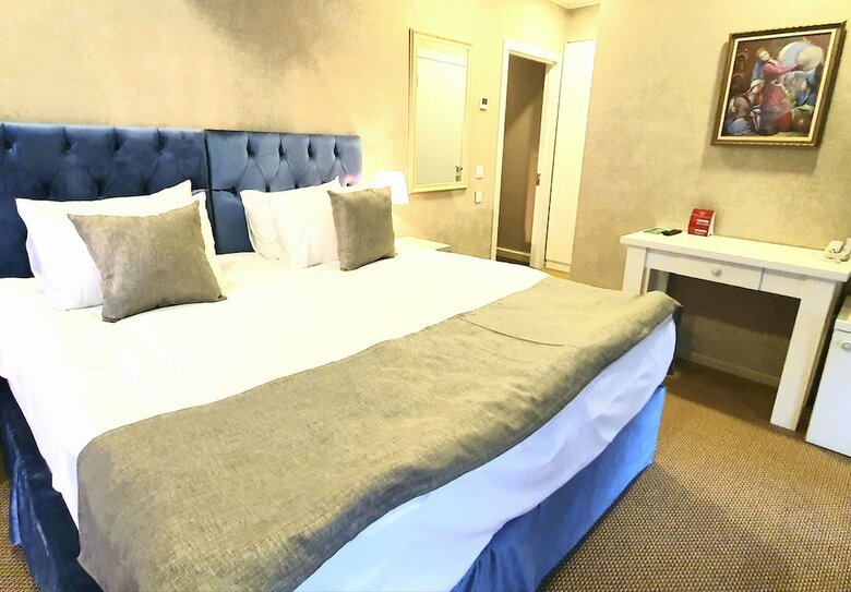 Hotel La Casa Fountains Square