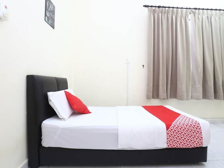 Oyo 89640 Hotel Pelangi Marang
