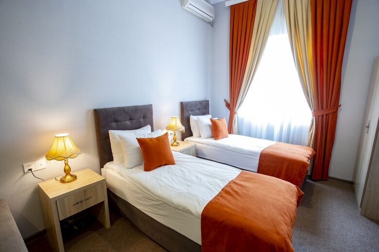 La Casa Nizami Hotel
