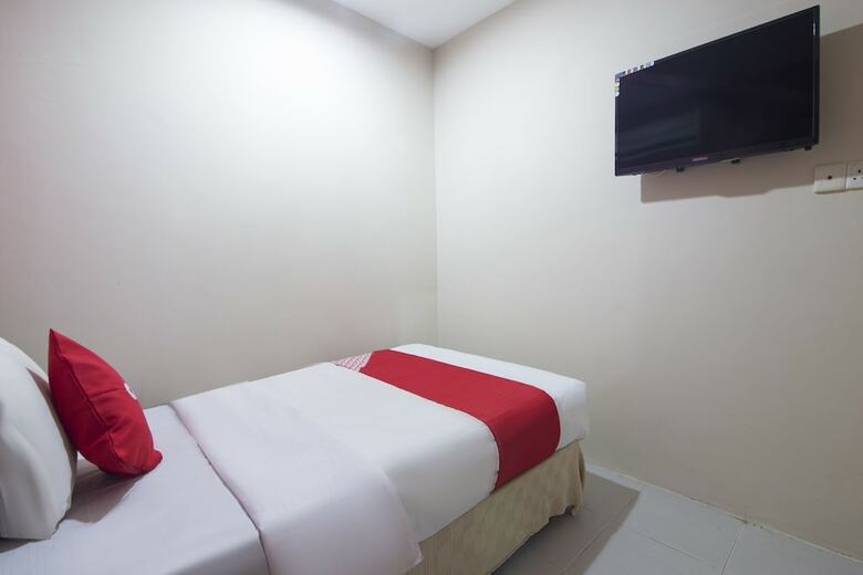 Oyo 89463 Sp Hotel
