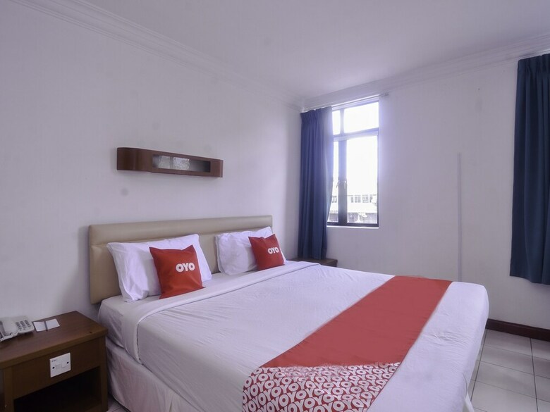 Hotel Oyo 89663 Theatre Inn
