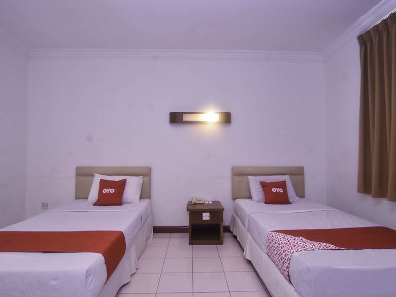 Hotel Oyo 89663 Theatre Inn