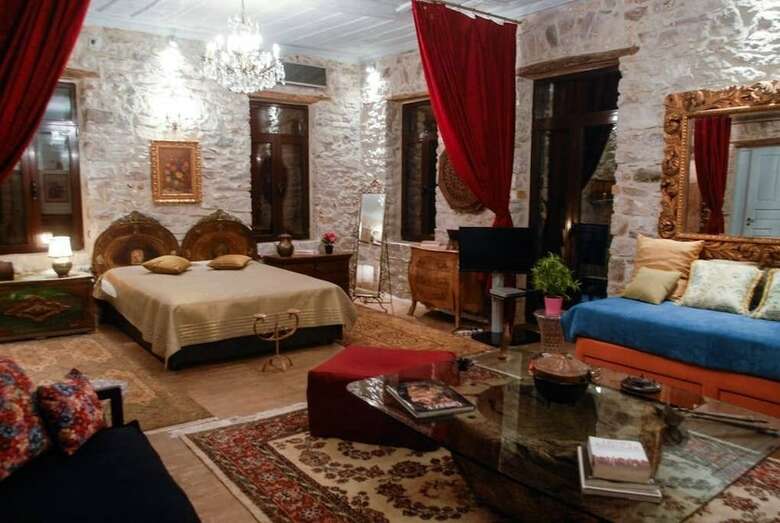 Apartamentos Antique Luxury Suite 75sq.m.