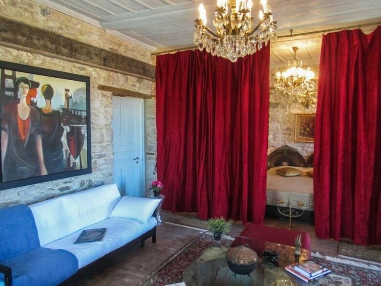 Apartamentos Antique Luxury Suite 75sq.m.