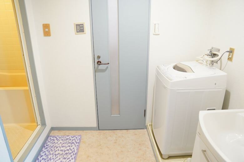 Metro Daikoku Apartment