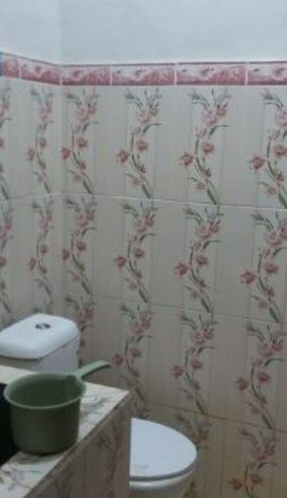 Hotel Homestay Sumber Urip 2
