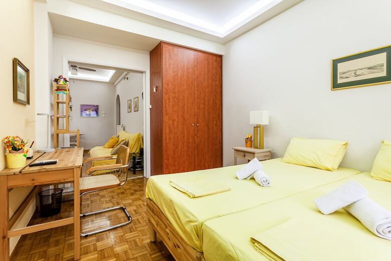 Apartamentos Zografou Hidden Gem - Athens Charming Home