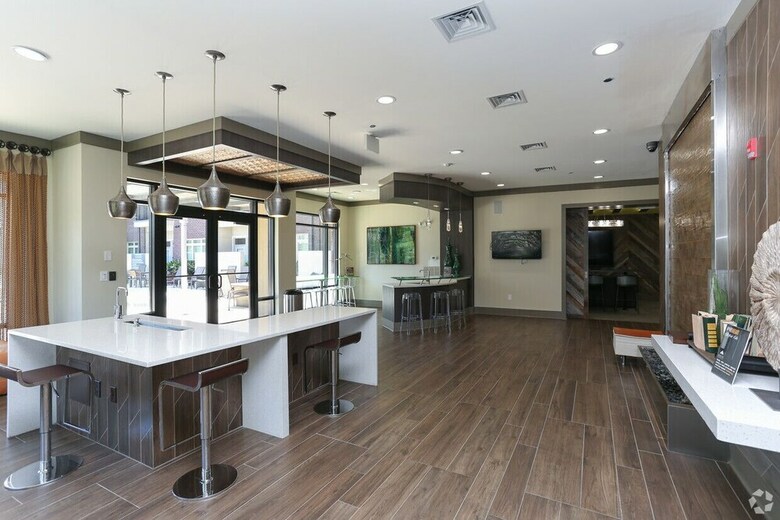 Livcor Emory Pointe