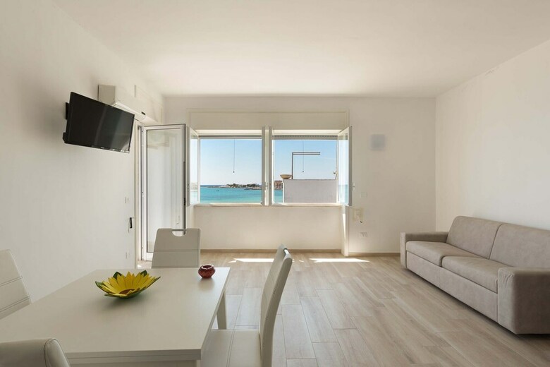 Viva Seaview Apartments