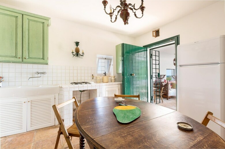 Trullo Il Karrubo
