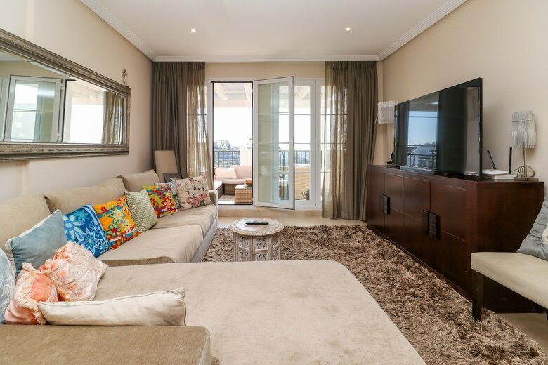Apartamento Los Robles - 3br Penthouse With Spectacular Panoramic Views In Benahavis
