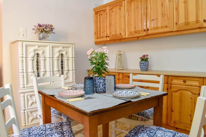 Stone Residence/ Amazing Seaview 1km To The Beach