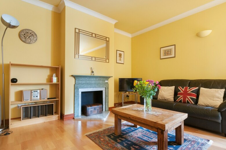 Apartamentos Dean Village With Private Parking