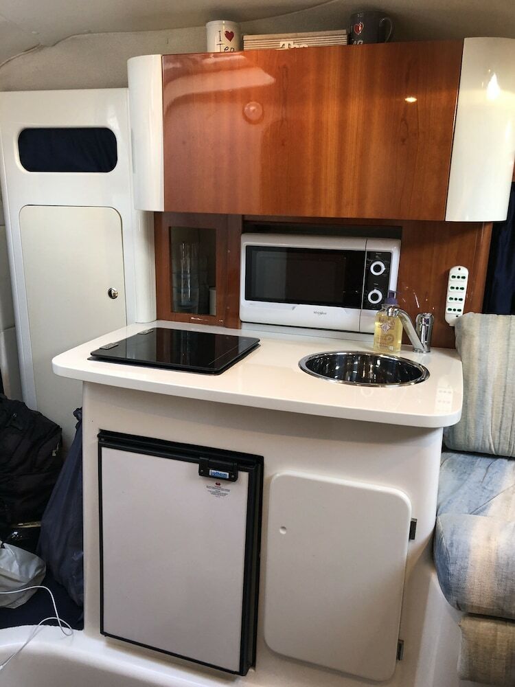 Bea Boat Charter