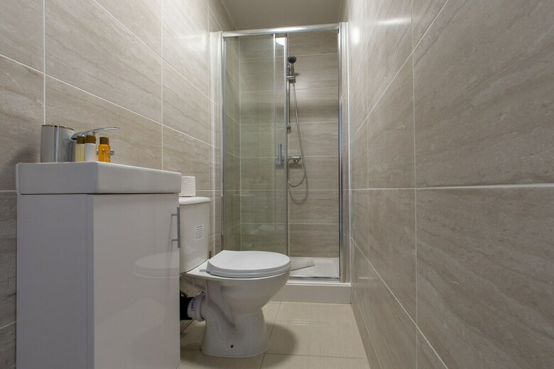 Lux Apartments 4 Bedroom House Sutcliffe