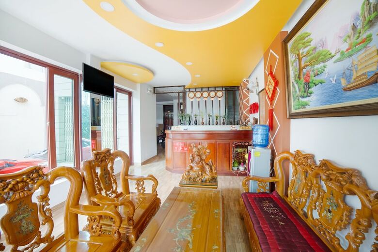 Oyo 576 Nhat Hoa Hotel