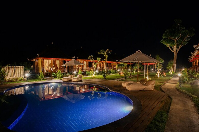 Bed & Breakfast Maharatu Villas