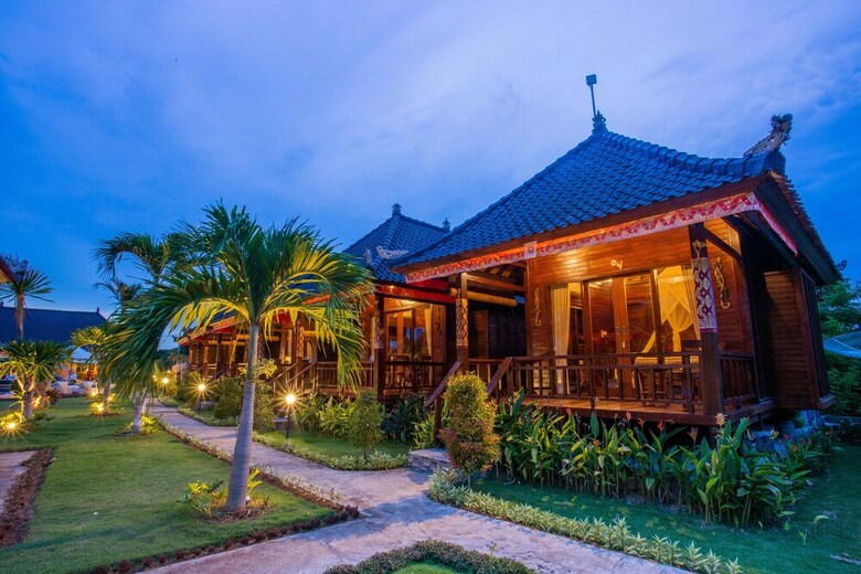 Bed & Breakfast Maharatu Villas
