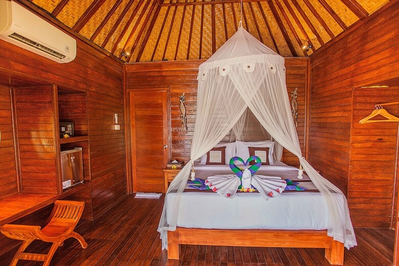 Bed & Breakfast Maharatu Villas