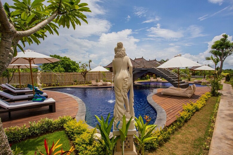 Bed & Breakfast Maharatu Villas