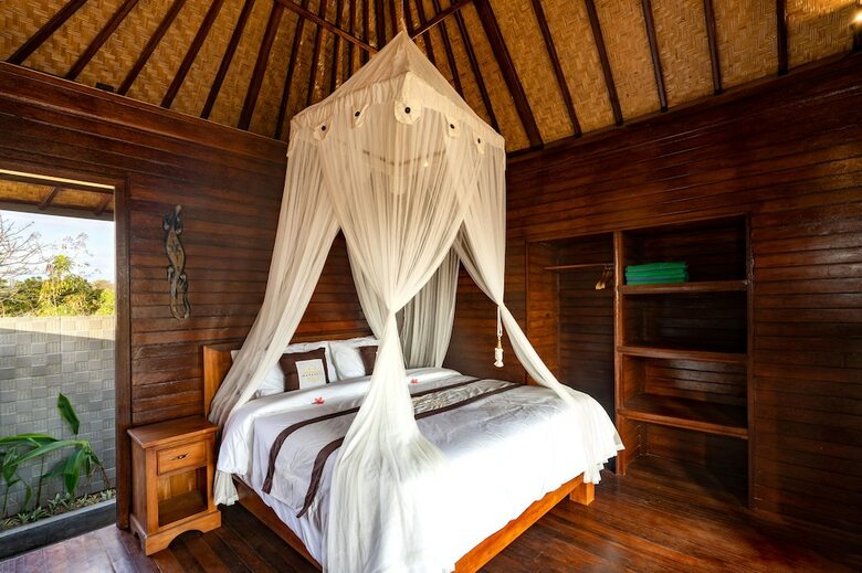 Bed & Breakfast Maharatu Villas
