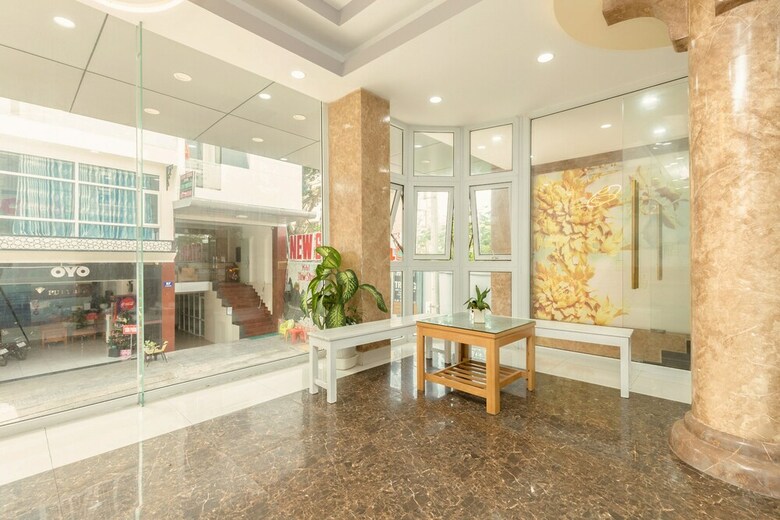Oyo 621 Hoang Truong Hotel