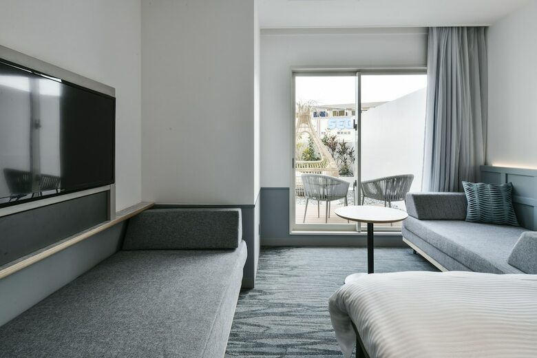 Hotel Lequ Okinawa Chatan Spa & Resort