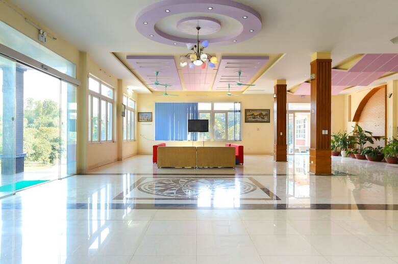 Oyo 593 Bach Duong Hotel