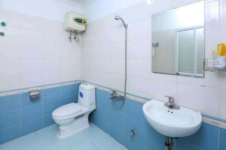 Oyo 593 Bach Duong Hotel