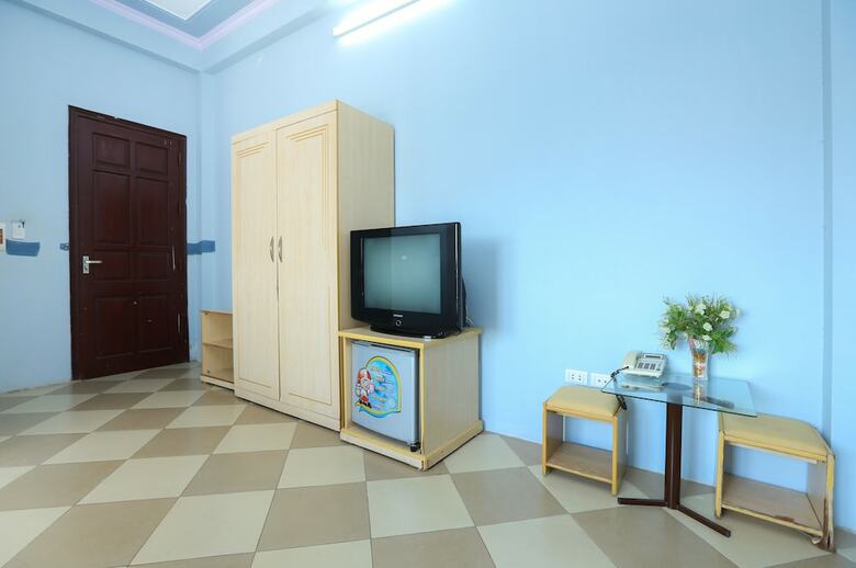 Oyo 593 Bach Duong Hotel