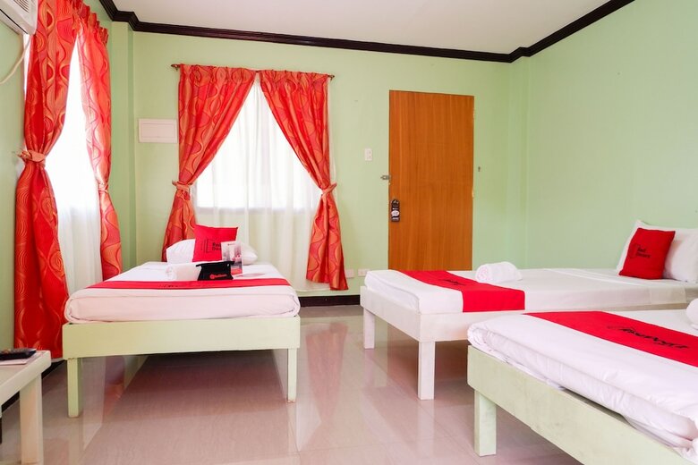 Hotel Reddoorz Near Maribago Barangay Hall