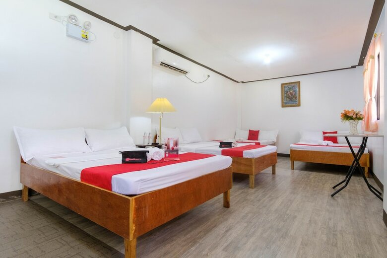 Hotel Reddoorz @ Governors Drive Coron