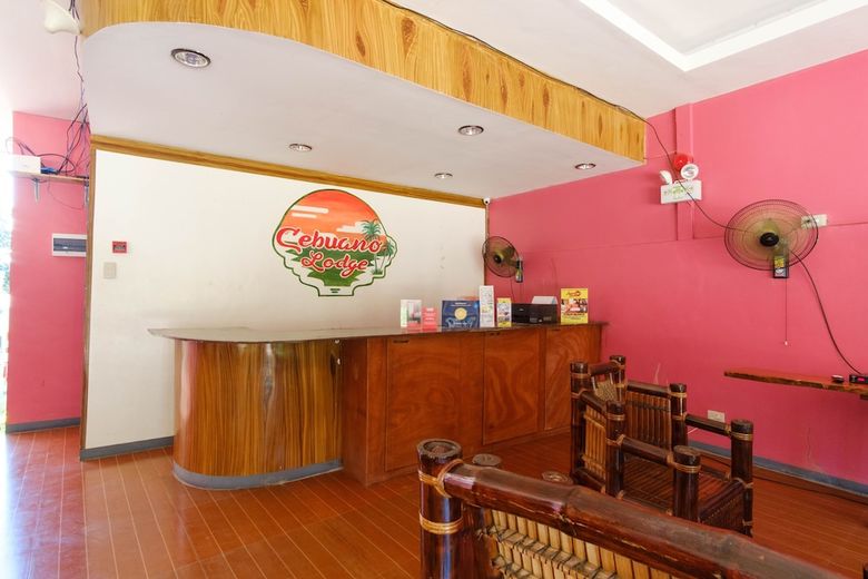 Hotel Reddoorz @ Governors Drive Coron