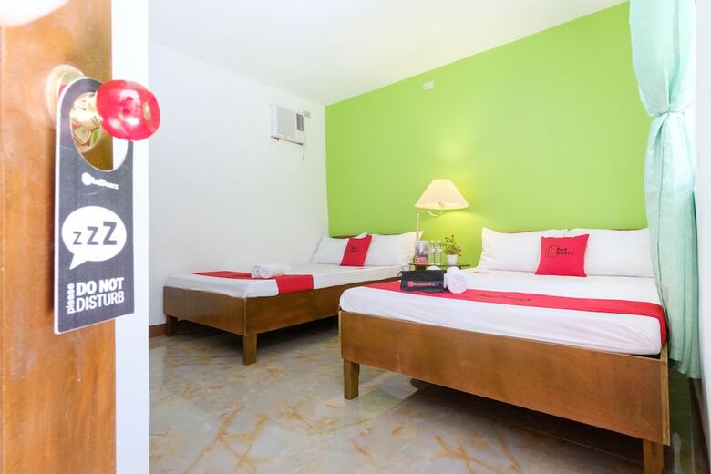 Hotel Reddoorz @ Governors Drive Coron