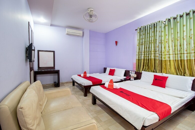 Hotel Reddoorz Near Vincom Go Vap