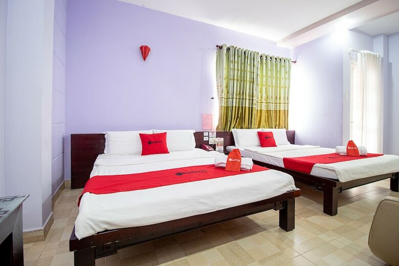 Hotel Reddoorz Near Vincom Go Vap