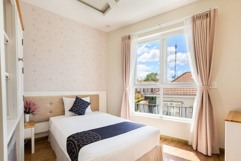 Oyo 585 Saigon Book Hotel Da Lat