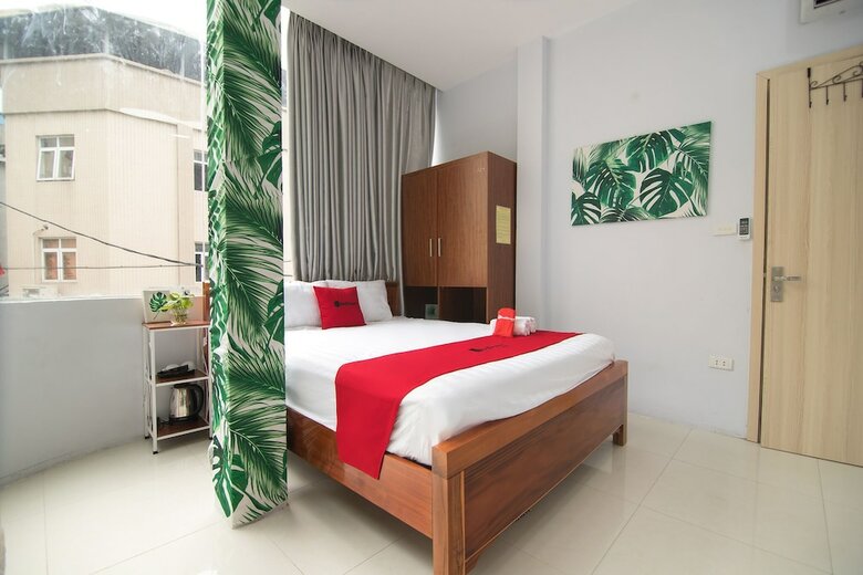 Hotel Reddoorz Near Truc Bach Lake
