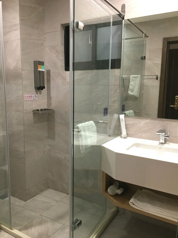 Hotel Taichung Easylazy Inn