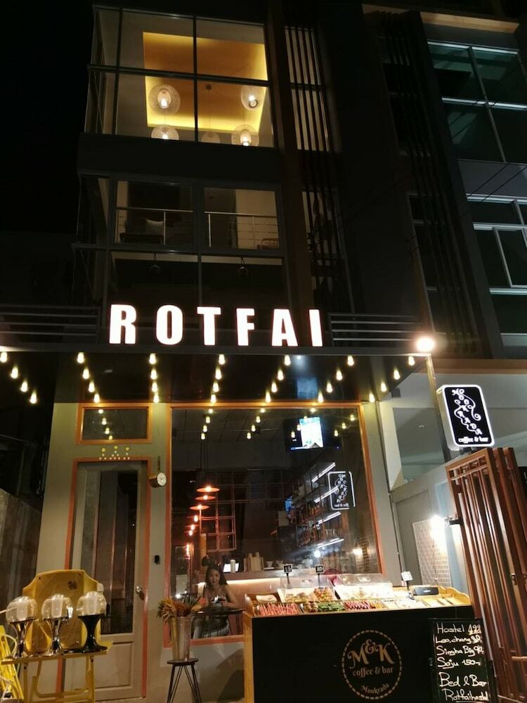 Hostal Rotfai Hostel