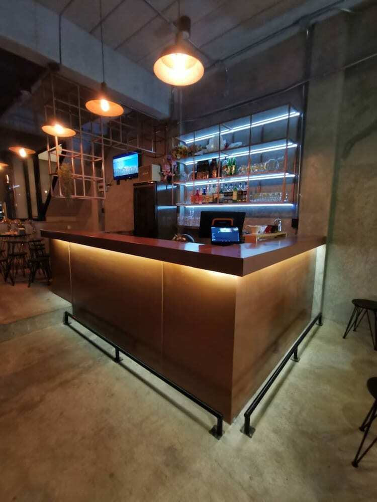 Hostal Rotfai Hostel