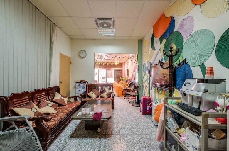 Hotel Crystal House Homestay