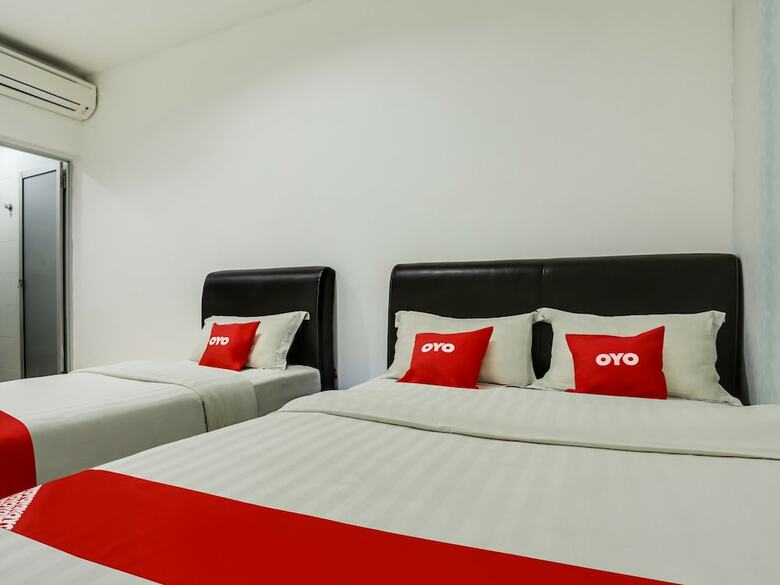 Oyo 89583 Grove Hotel
